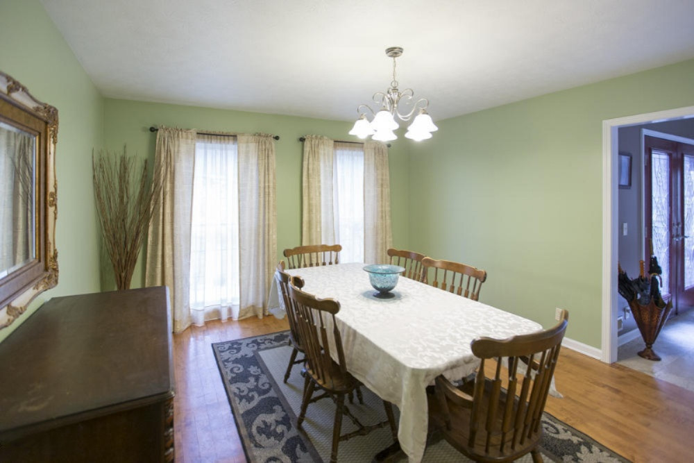 1717 Harrah Road Niles, MI 49120 - Photo 22 of 73 Dining Room