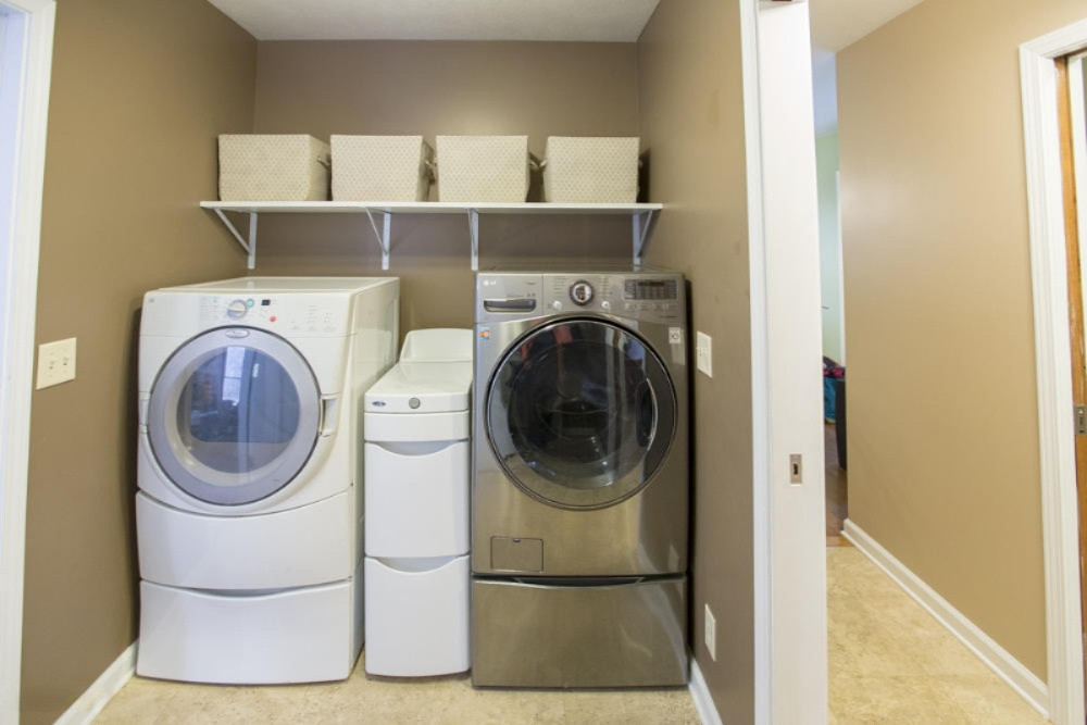 1717 Harrah Road Niles, MI 49120 - Photo 25 of 73 First Floor Laundry