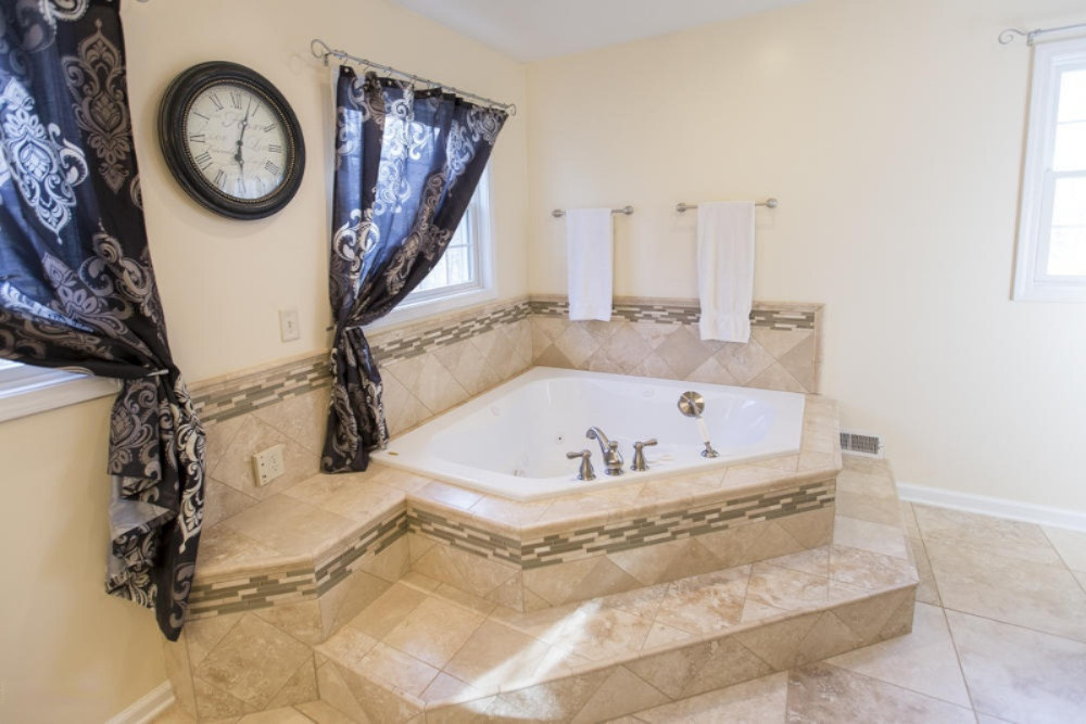 1717 Harrah Road Niles, MI 49120 - Photo 30 of 73 Master Suite