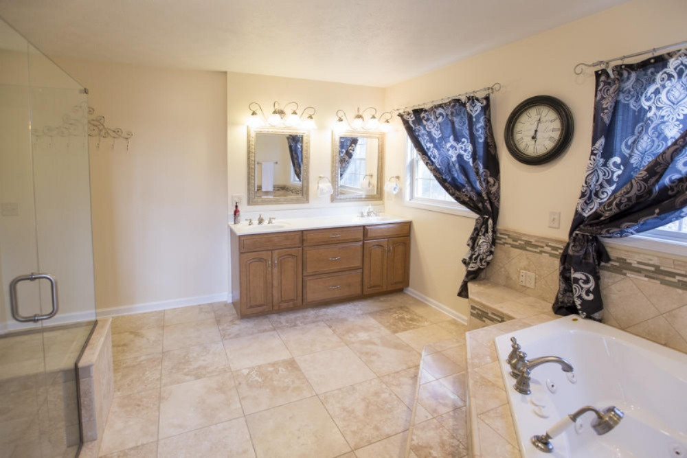 1717 Harrah Road Niles, MI 49120 - Photo 31 of 73 Master Suite