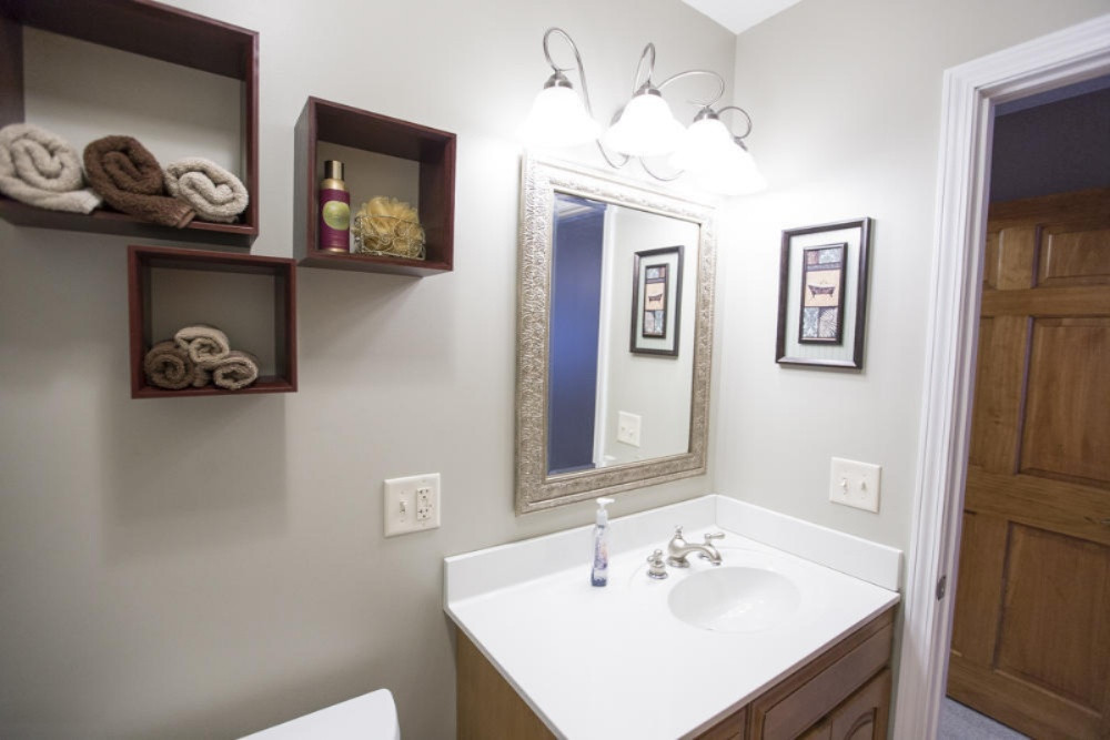 1717 Harrah Road Niles, MI 49120 - Photo 44 of 73 Ensuite 3