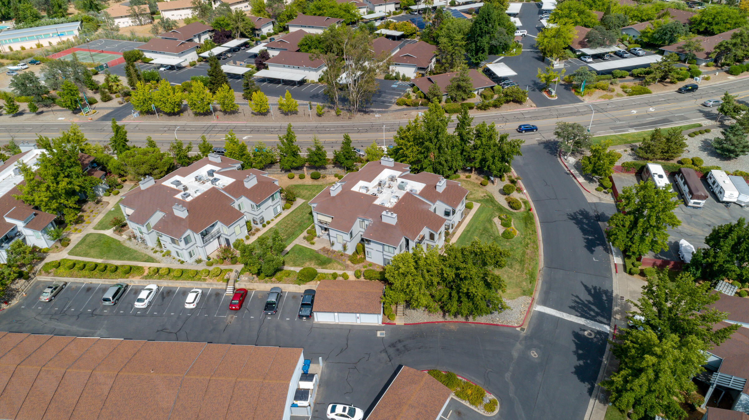 426 Ridgecrest Trail, Unit 125 Redding, CA 96003 - Photo 16 of 56 Community Aerial