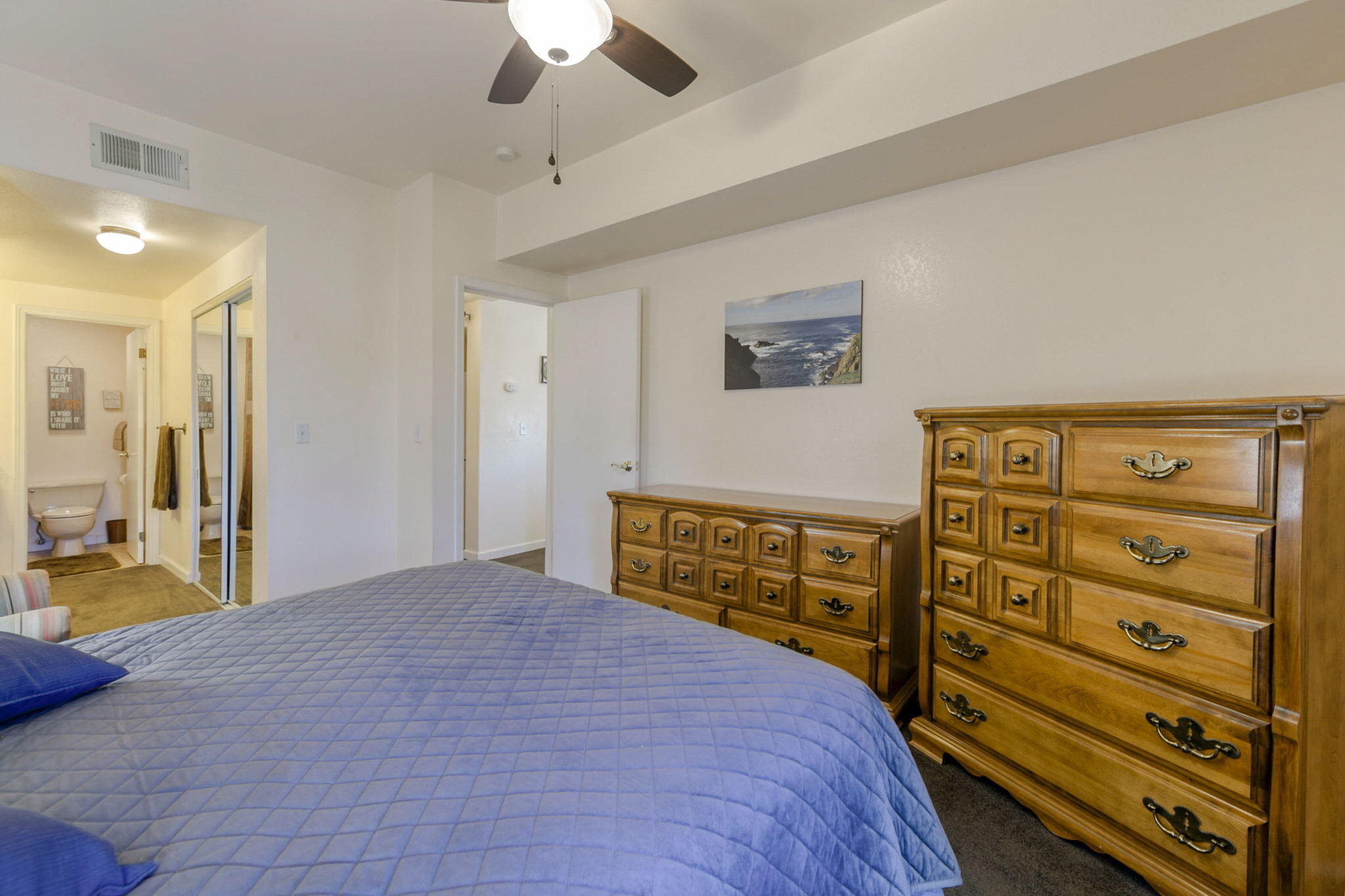 426 Ridgecrest Trail, Unit 125 Redding, CA 96003 - Photo 39 of 56 Owner's Suite