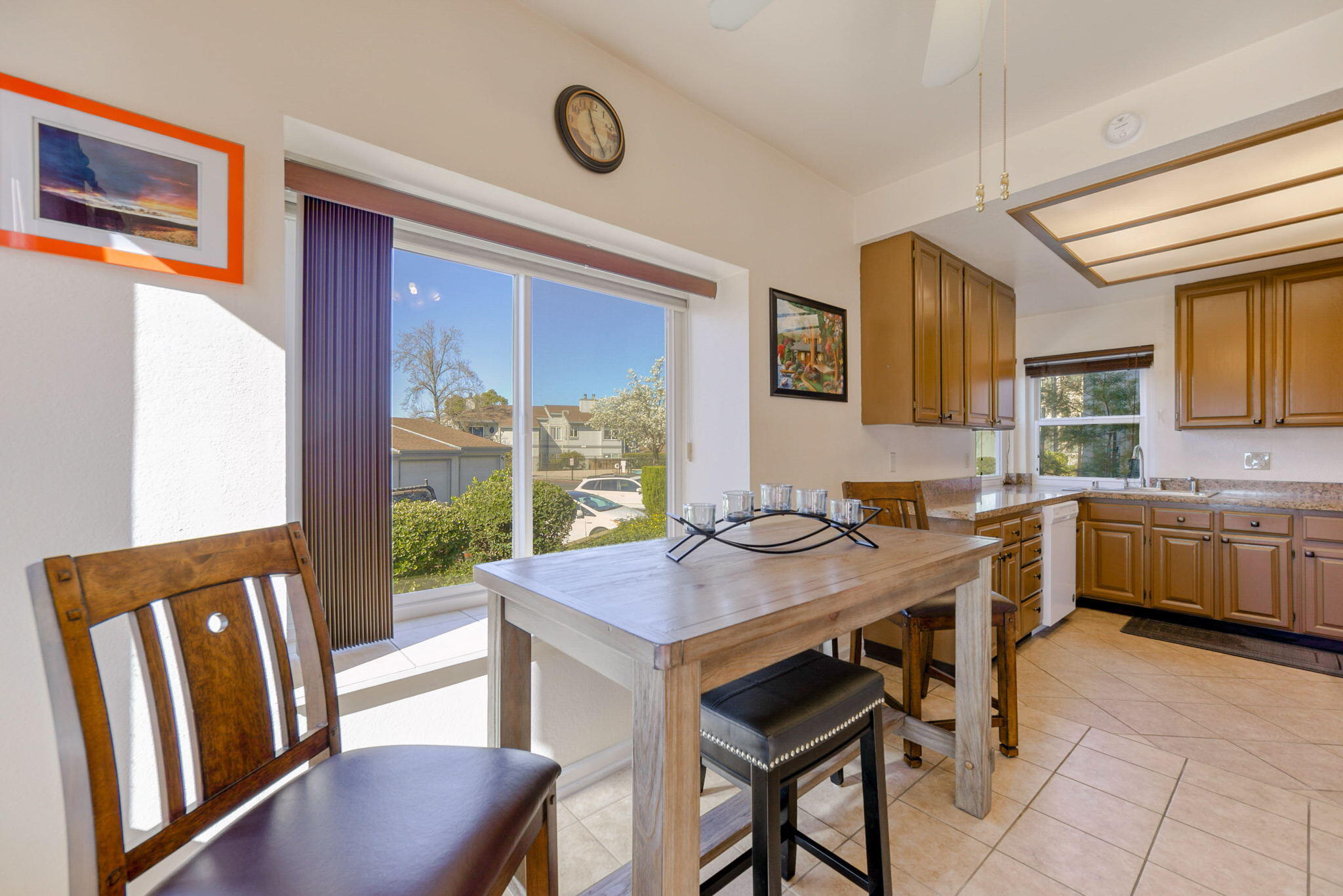 426 Ridgecrest Trail, Unit 125 Redding, CA 96003 - Photo 5 of 56 Dining Area