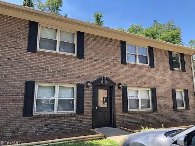 $825 | 407 Sykes Avenue, Unit D, Greensboro, NC 27405