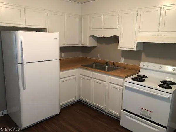 $825 | 407 Sykes Avenue, Unit D, Greensboro, NC 27405