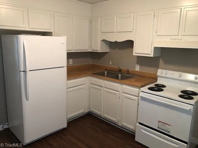 $825 | 407 Sykes Avenue, Unit D, Greensboro, NC 27405