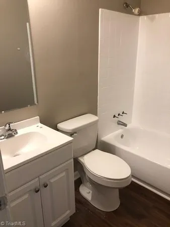 $825 | 407 Sykes Avenue, Unit D, Greensboro, NC 27405