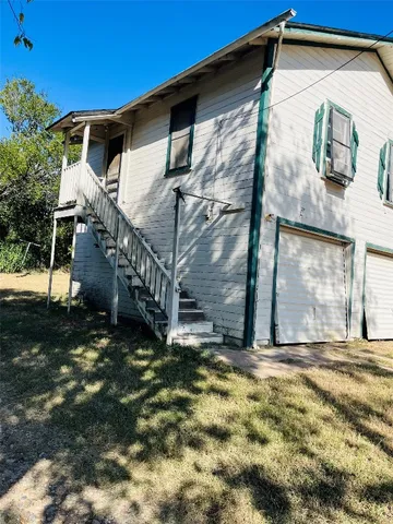 $79,000 | 106 North Pear Street, Rockdale, TX 76567
