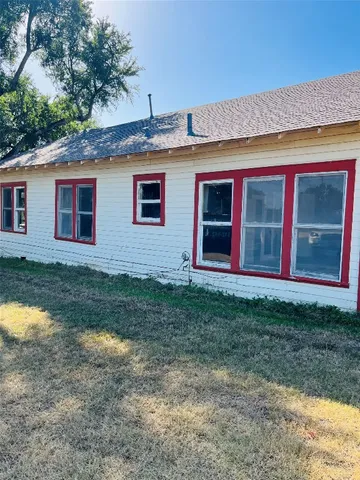 $79,000 | 106 North Pear Street, Rockdale, TX 76567