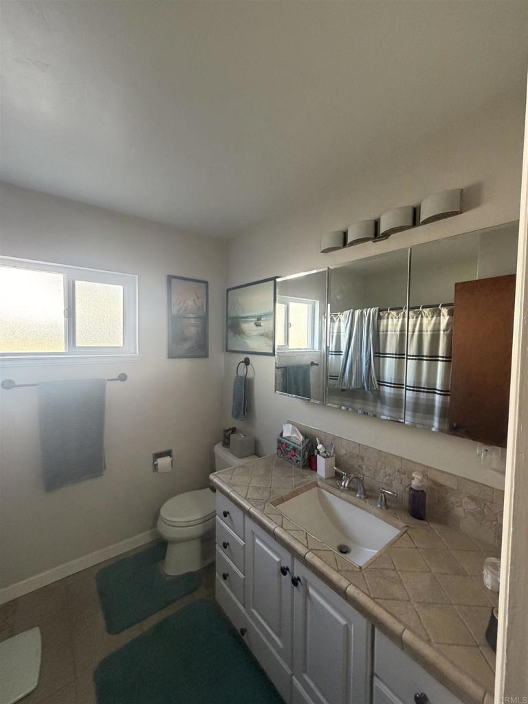 1347 Coy Court El Cajon, CA 92021 - Photo 25 of 34