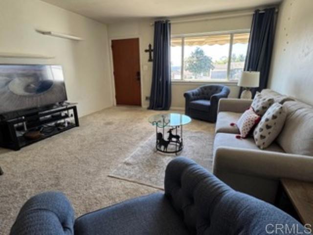 1347 Coy Court El Cajon, CA 92021 - Photo 9 of 34