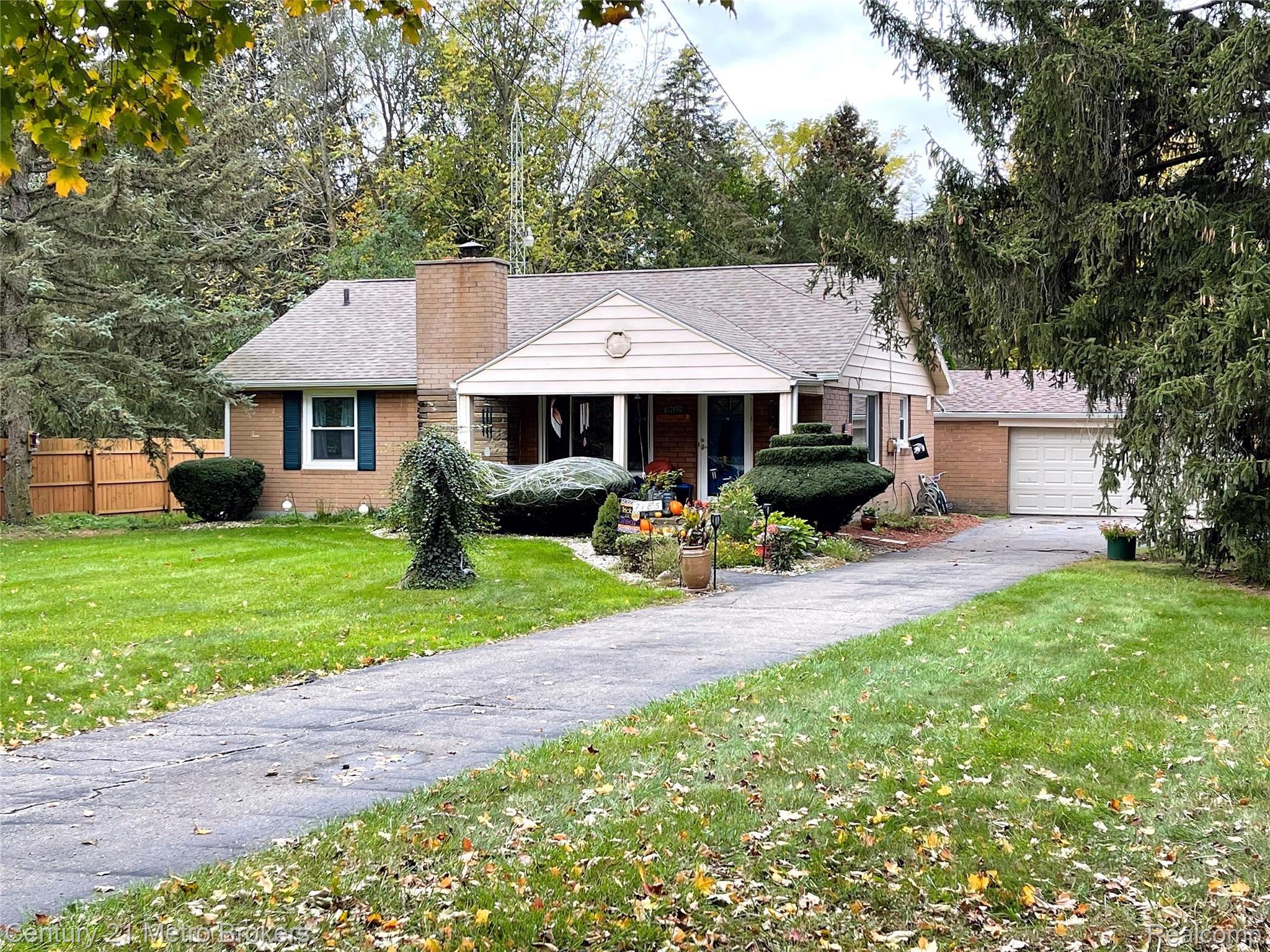 7185 North Clio Road Mount Morris, MI 48458 - Photo 1 of 19 IMG_7776.JPG
