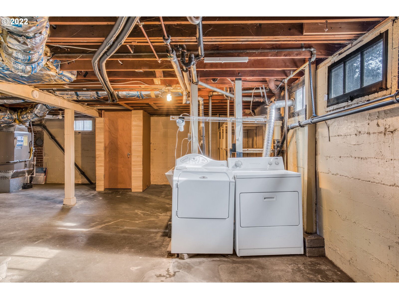 3330 Southwest Primrose Street Portland, OR 97219 - Photo 23 of 26 a view of a storage & utility room