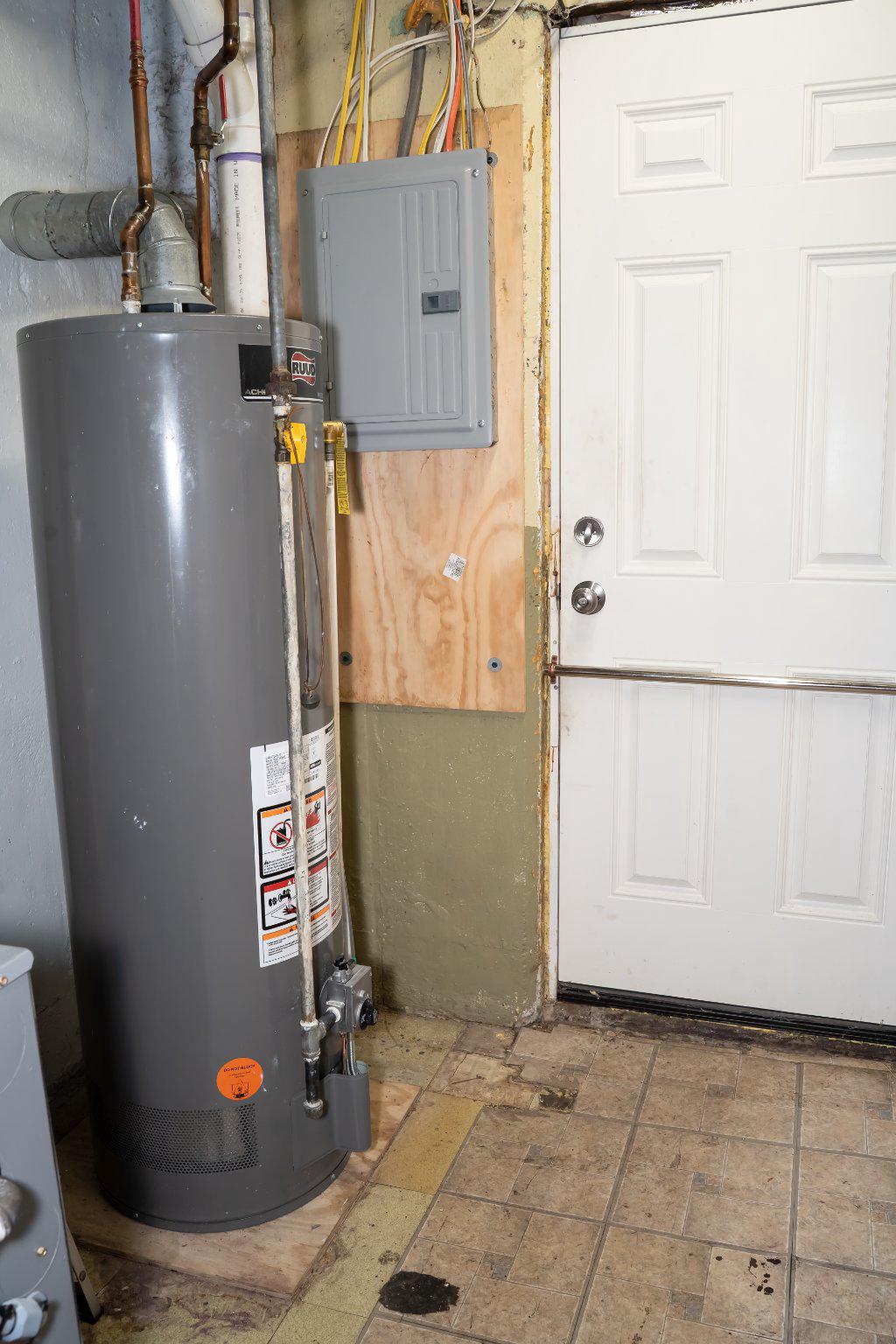 753 East 25th Street Chester, PA 19013 - Photo 42 of 47