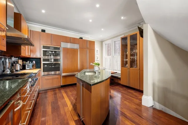 $25,000 | 54 Union Park, Boston, MA 02116