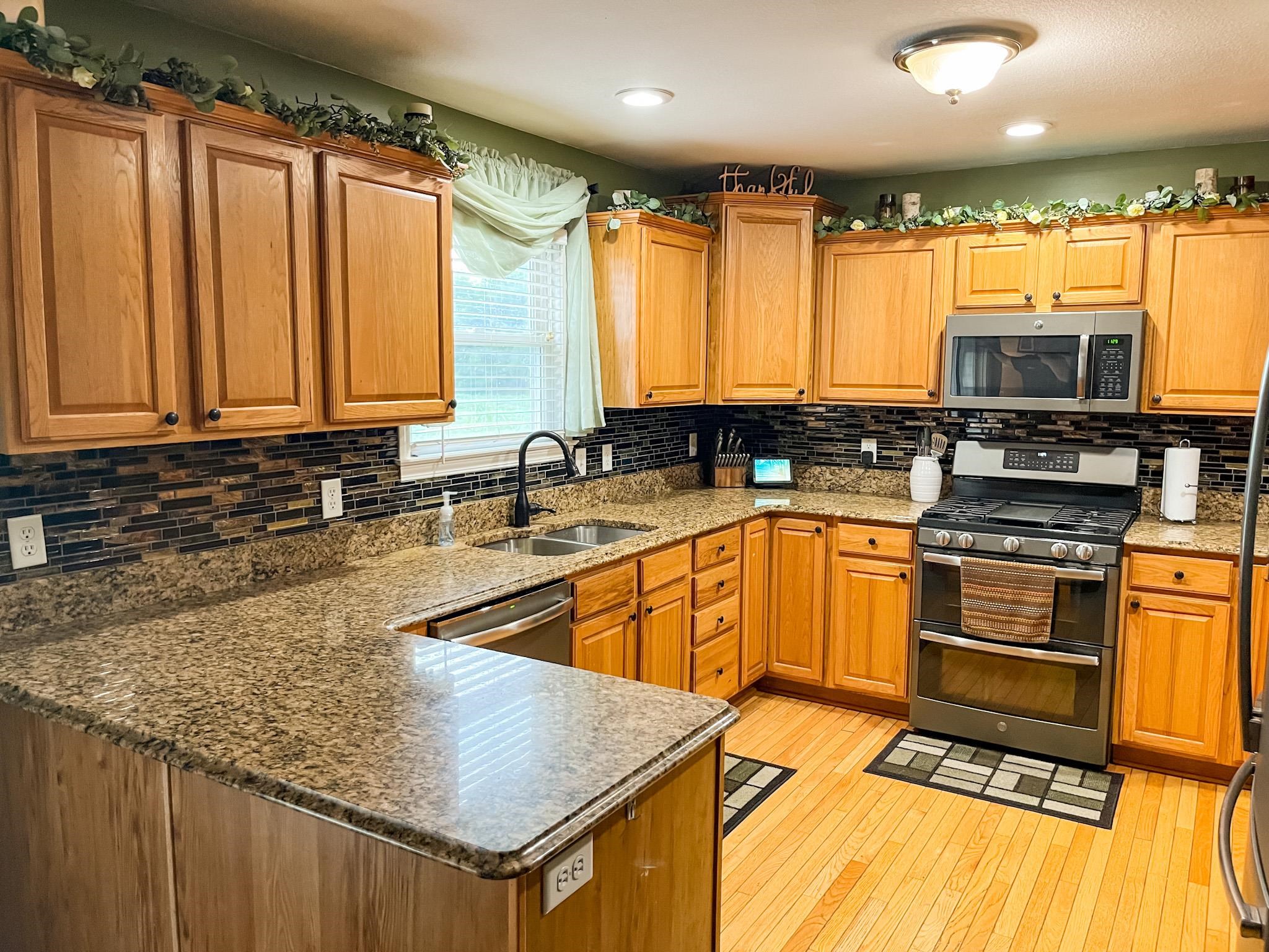 12305 West Mt Morris Road Flushing, MI 48433 - Photo 11 of 32