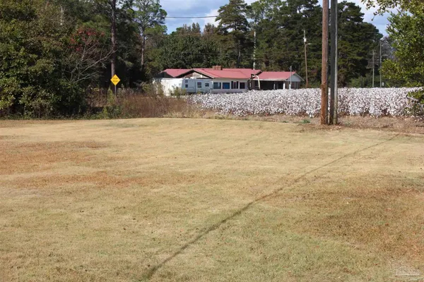 $119,900 | 141 Holt Street, Flomaton, AL 36441