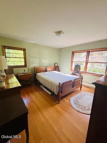 $279,900 | 1012 John Alden Lane, Rotterdam, NY 12306