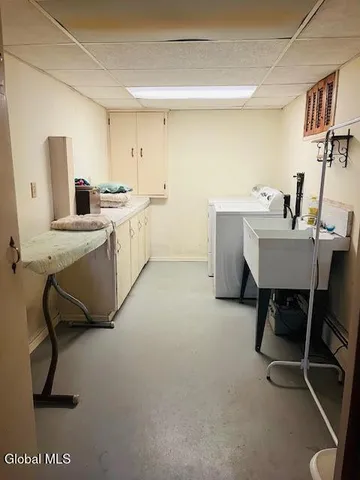 $279,900 | 1012 John Alden Lane, Rotterdam, NY 12306