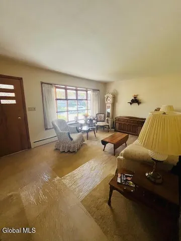 $279,900 | 1012 John Alden Lane, Rotterdam, NY 12306