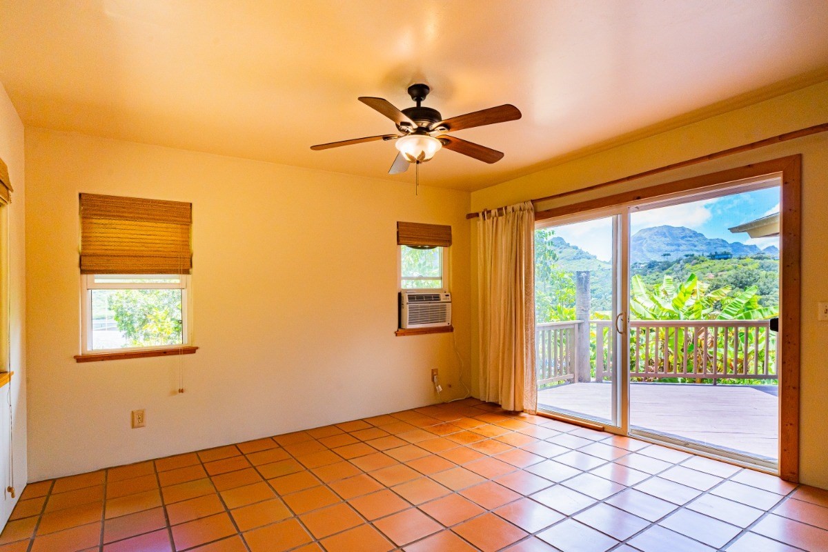 2435 Waipuna Road, Unit 12 Lihue, HI 96766 - Photo 12 of 27 a view of an empty room with a window