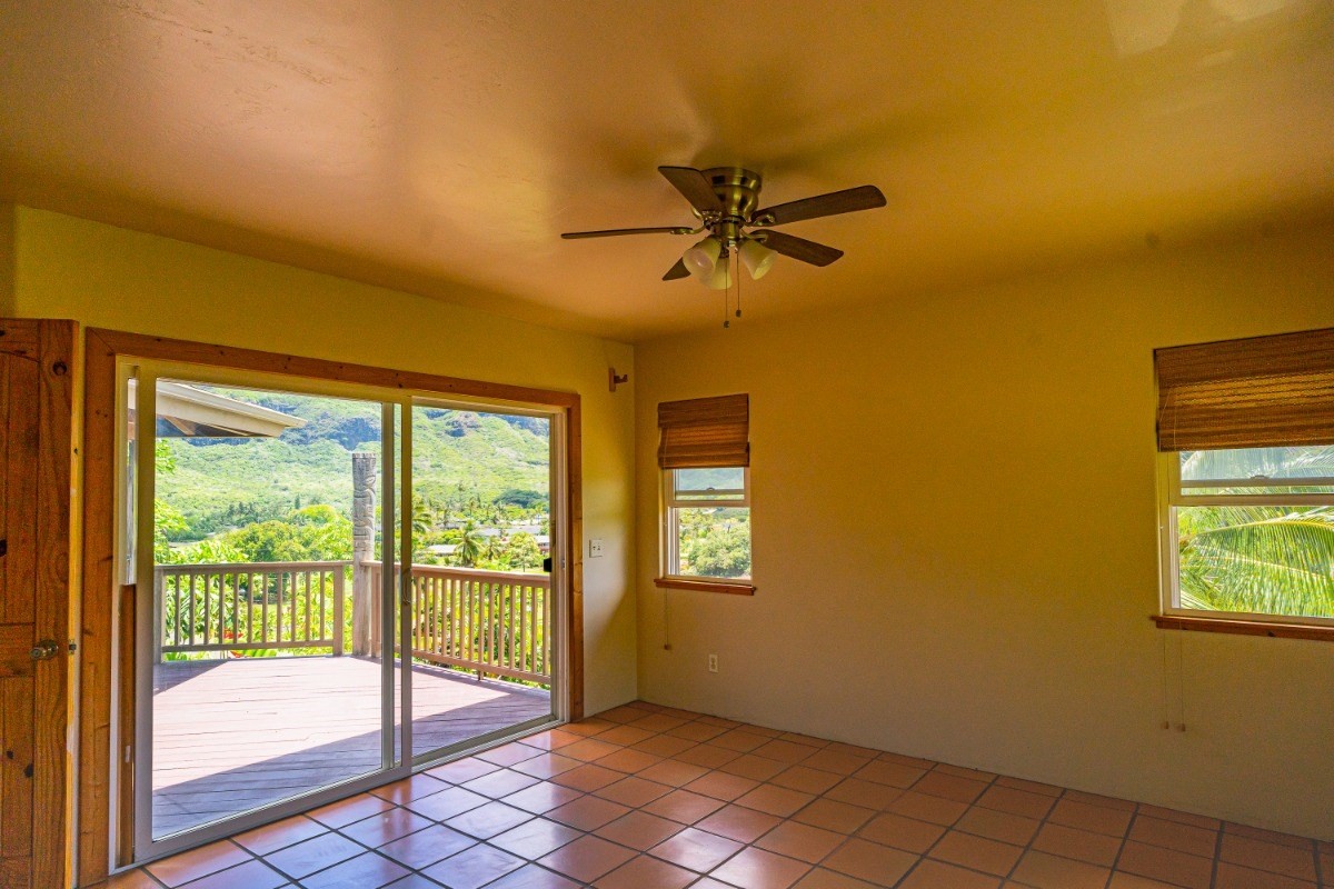 2435 Waipuna Road, Unit 12 Lihue, HI 96766 - Photo 16 of 27 a view of an empty room with a window