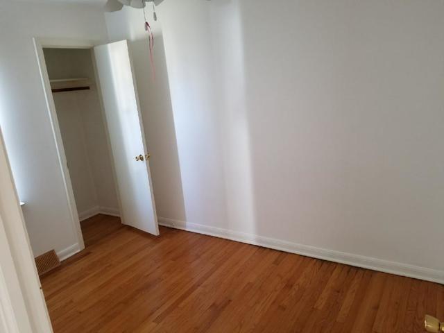15035 Springfield Avenue Midlothian, IL 60445 - Photo 8 of 10