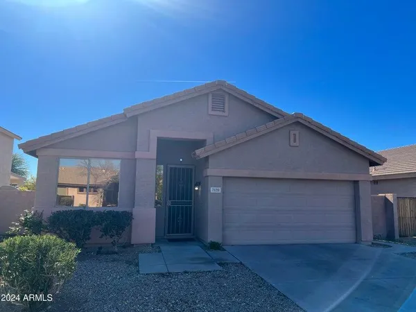 $1,950 | 7129 West Kings Avenue, Peoria, AZ 85382