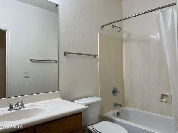 $1,950 | 7129 West Kings Avenue, Peoria, AZ 85382