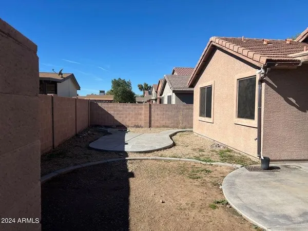 $1,950 | 7129 West Kings Avenue, Peoria, AZ 85382