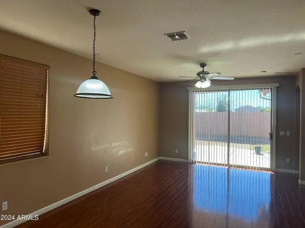$1,950 | 7129 West Kings Avenue, Peoria, AZ 85382