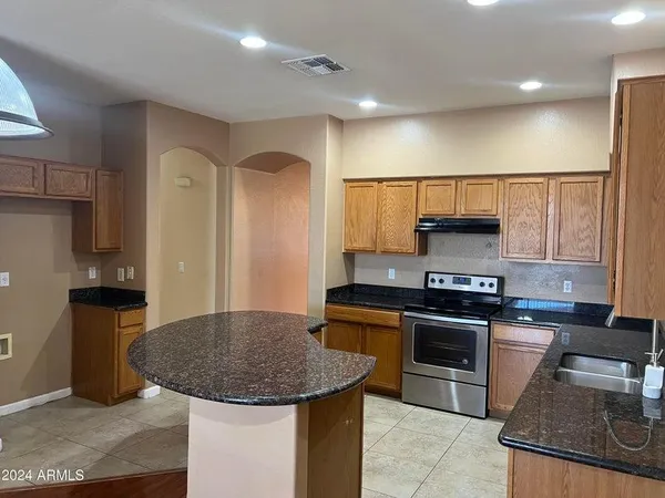 $1,950 | 7129 West Kings Avenue, Peoria, AZ 85382