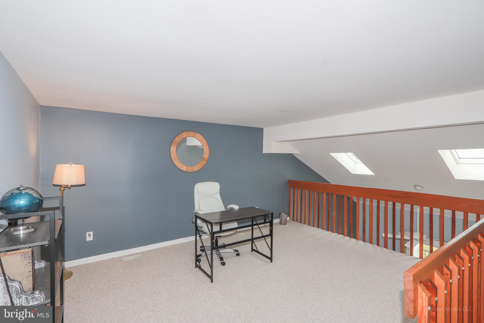 15 Queen Anne Way, Unit E Chester, MD 21619 - Photo 11 of 18 a living room with furniture