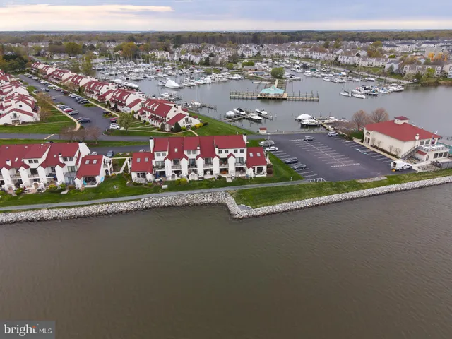 $480,000 | 15 Queen Anne Way, Unit E, Chester, MD 21619