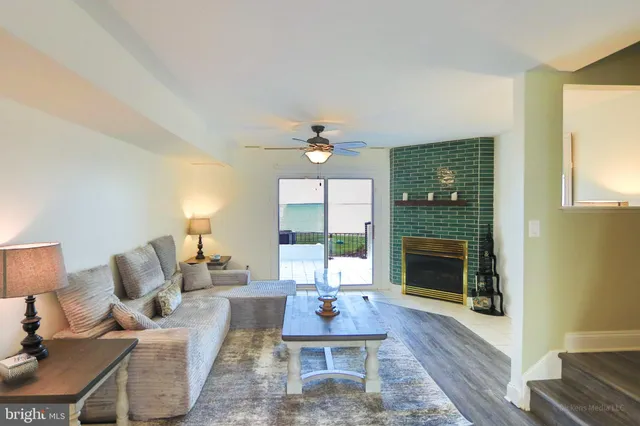 $480,000 | 15 Queen Anne Way, Unit E, Chester, MD 21619