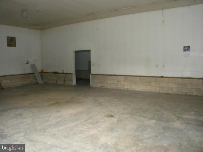 6125 Timber Ridge Road Berkeley Springs, WV 25411 - Photo 22 of 24 a view of an empty room