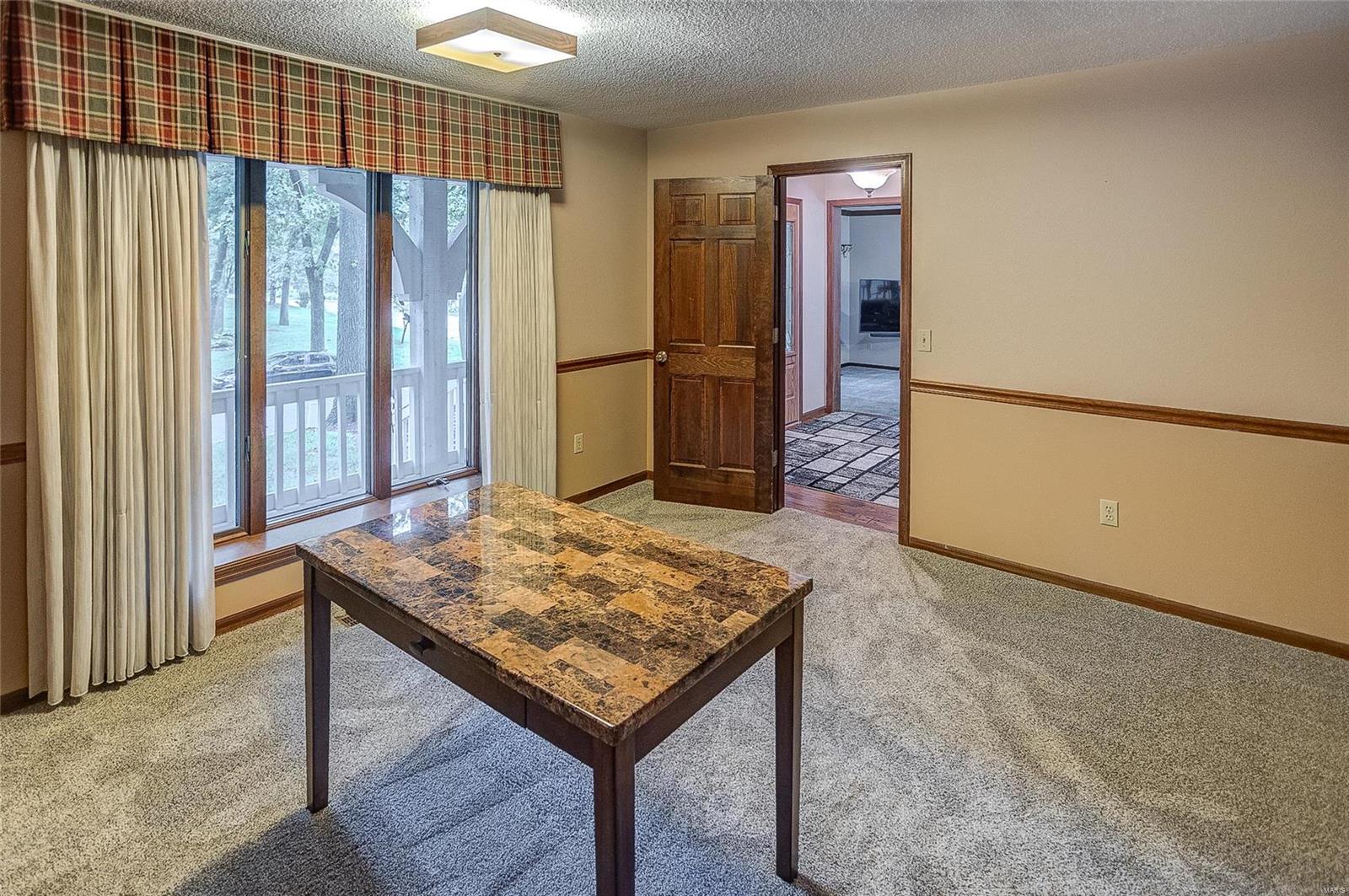 313 John Henry Road Belleville, IL 62220 - Photo 27 of 48 Gallery Image 27