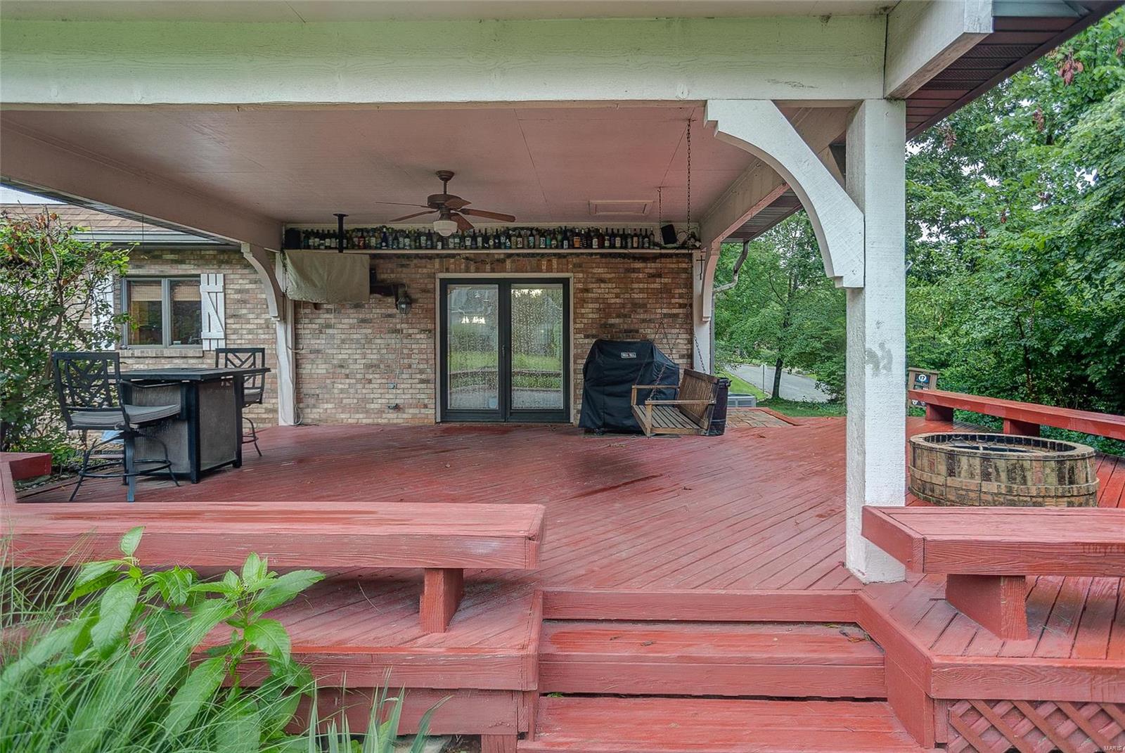 313 John Henry Road Belleville, IL 62220 - Photo 8 of 48 Gallery Image 8