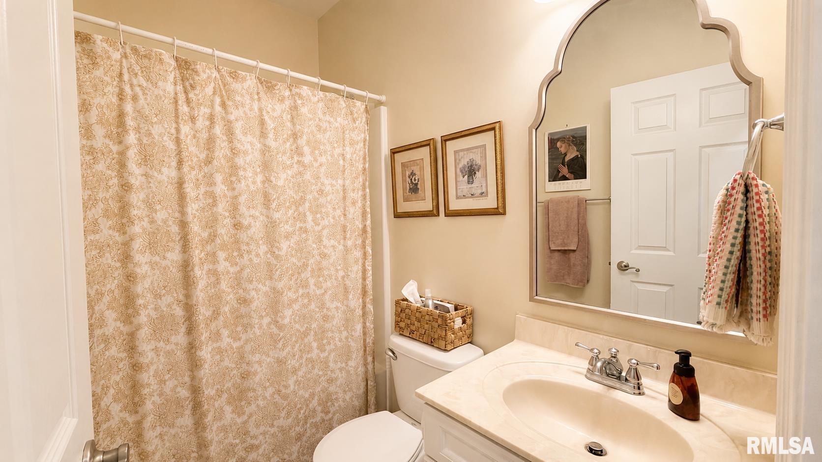 6607 North Saint Marys Road Peoria, IL 61614 - Photo 25 of 50