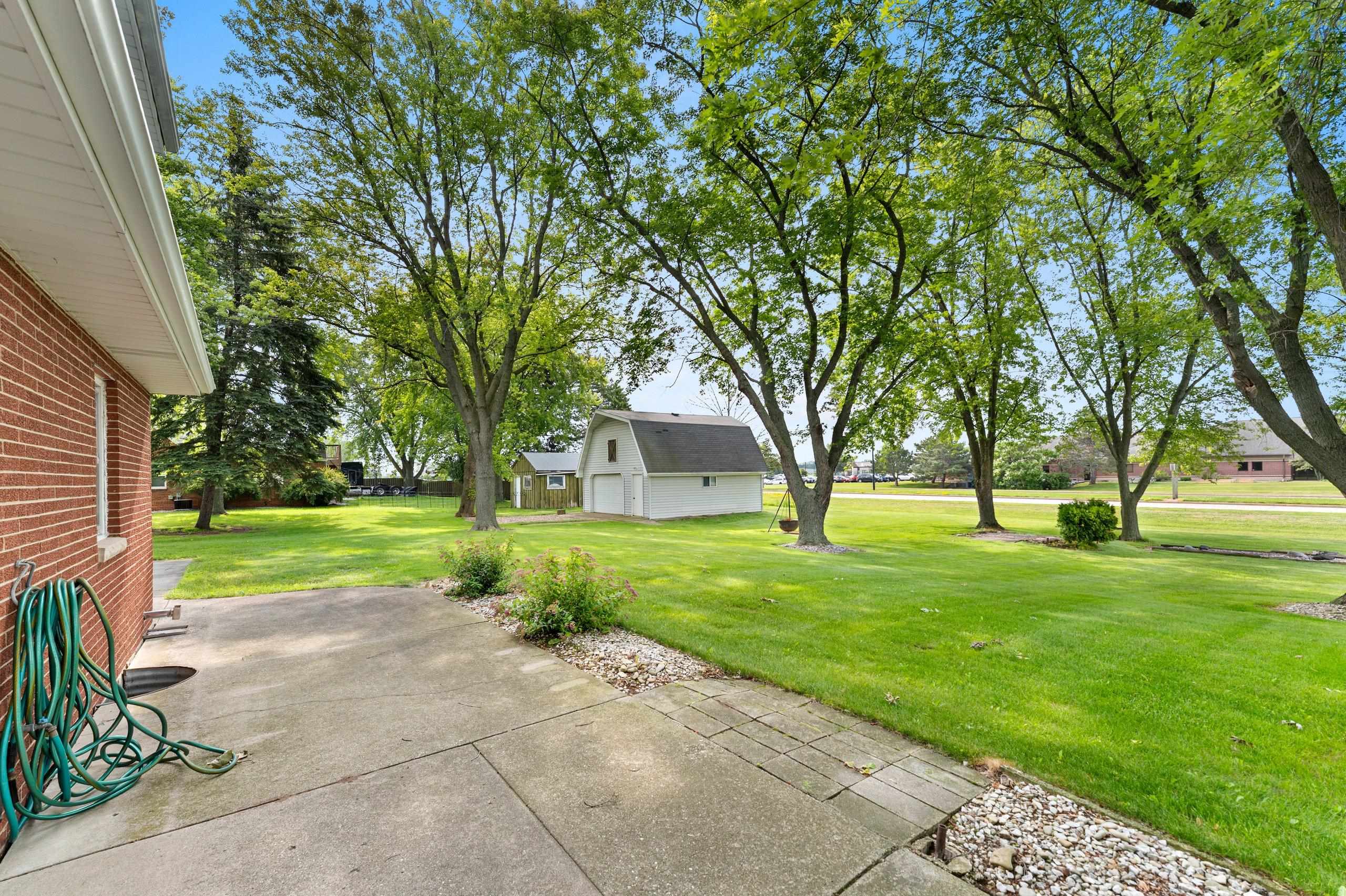 3024 Finger Road Green Bay, WI 54311 - Photo 12 of 74