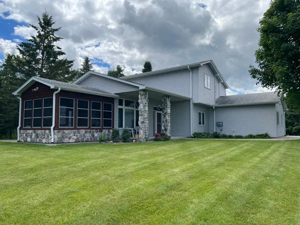 $1,000,000 | 14513 Glendale Avenue Southeast, Prior Lake, MN 55372