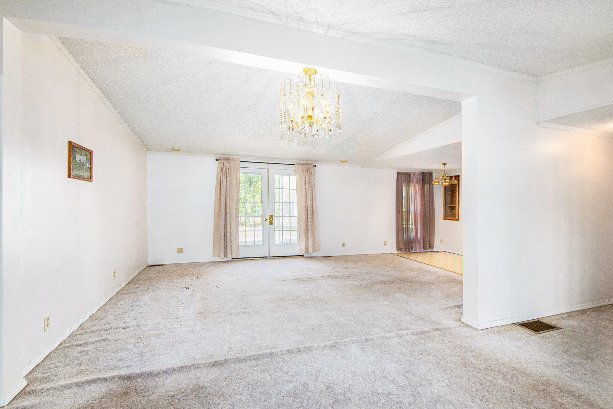 11980 Hanover Road Hanover, MI 49241 - Photo 13 of 26 Living