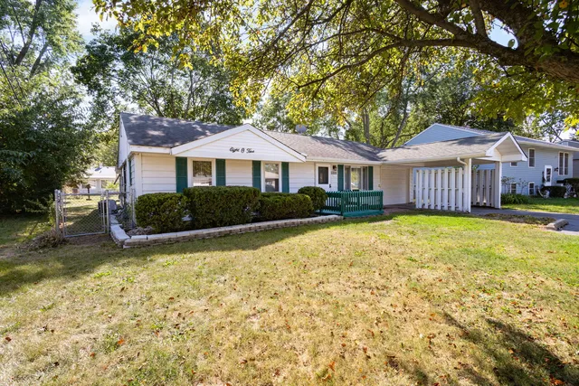 a picture of floor plan