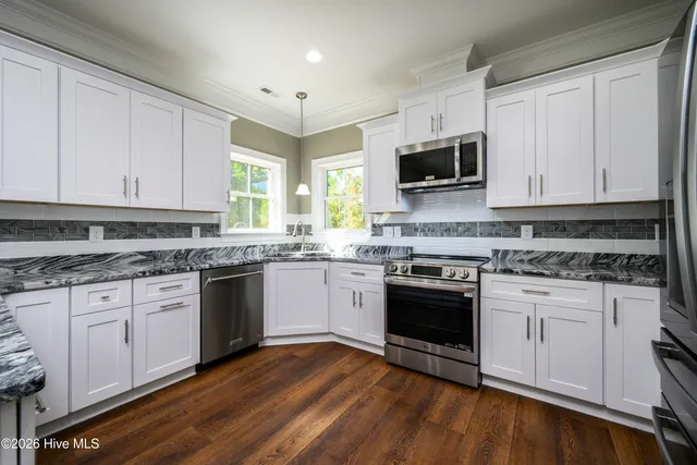 $460,000 | 117 Mom Lane, New Bern, NC 28562