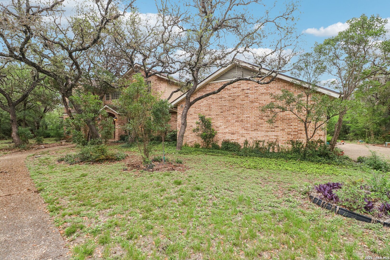 10902 Mesquite Flat Helotes, TX 78023 - Photo 5 of 50