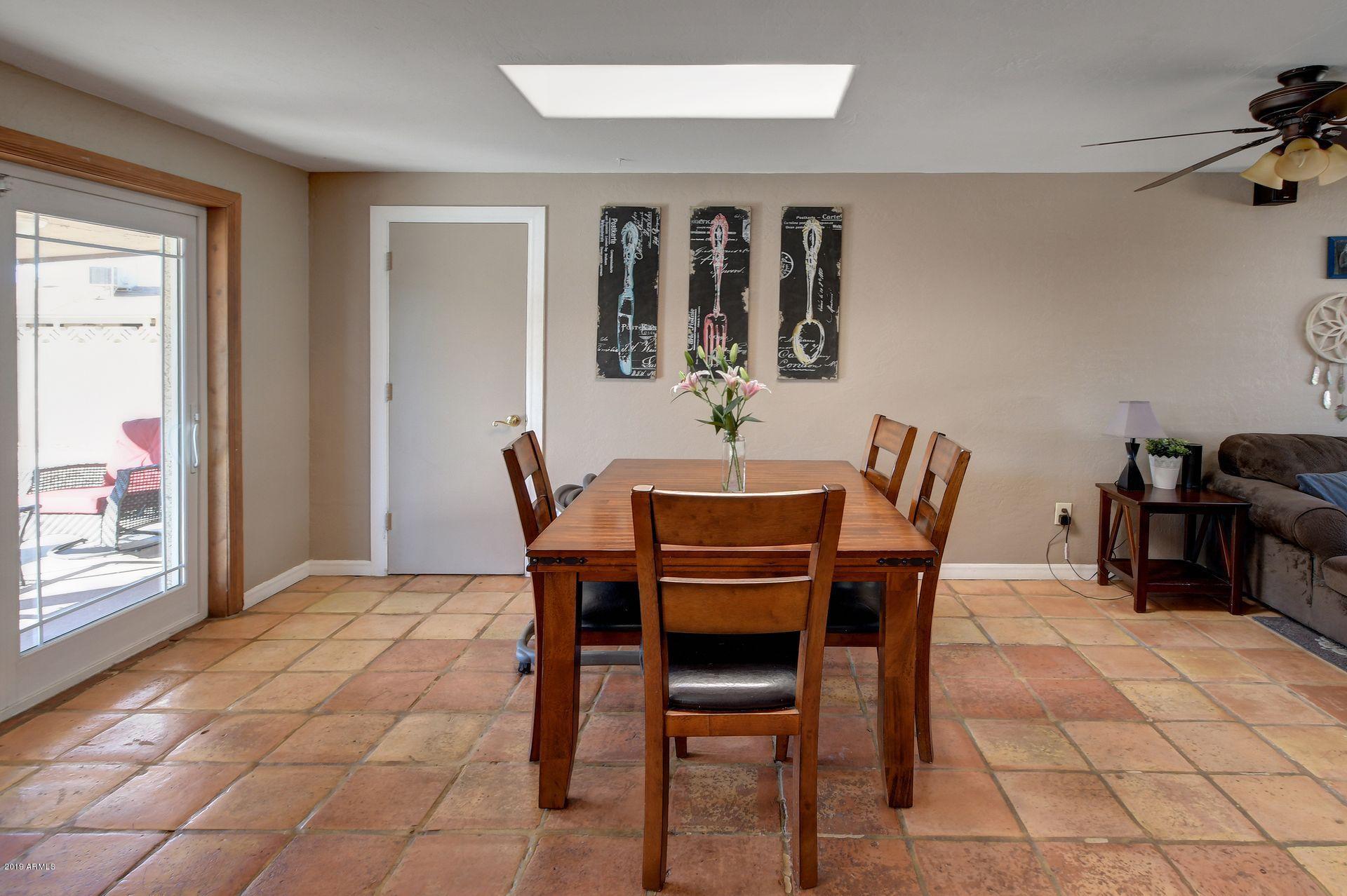 3473 East Hearn Road Phoenix, AZ 85032 - Photo 6 of 20 dining 2