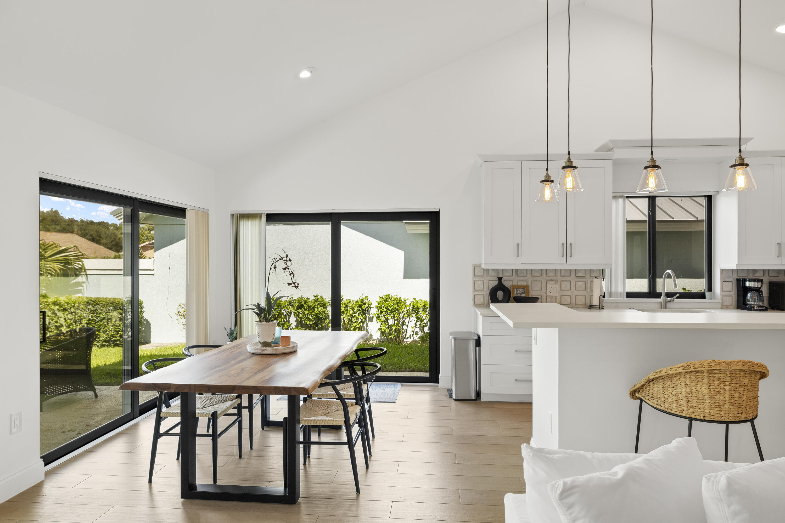 304 Ridge Road Jupiter, FL 33477 - Photo 13 of 48 PR3A2260