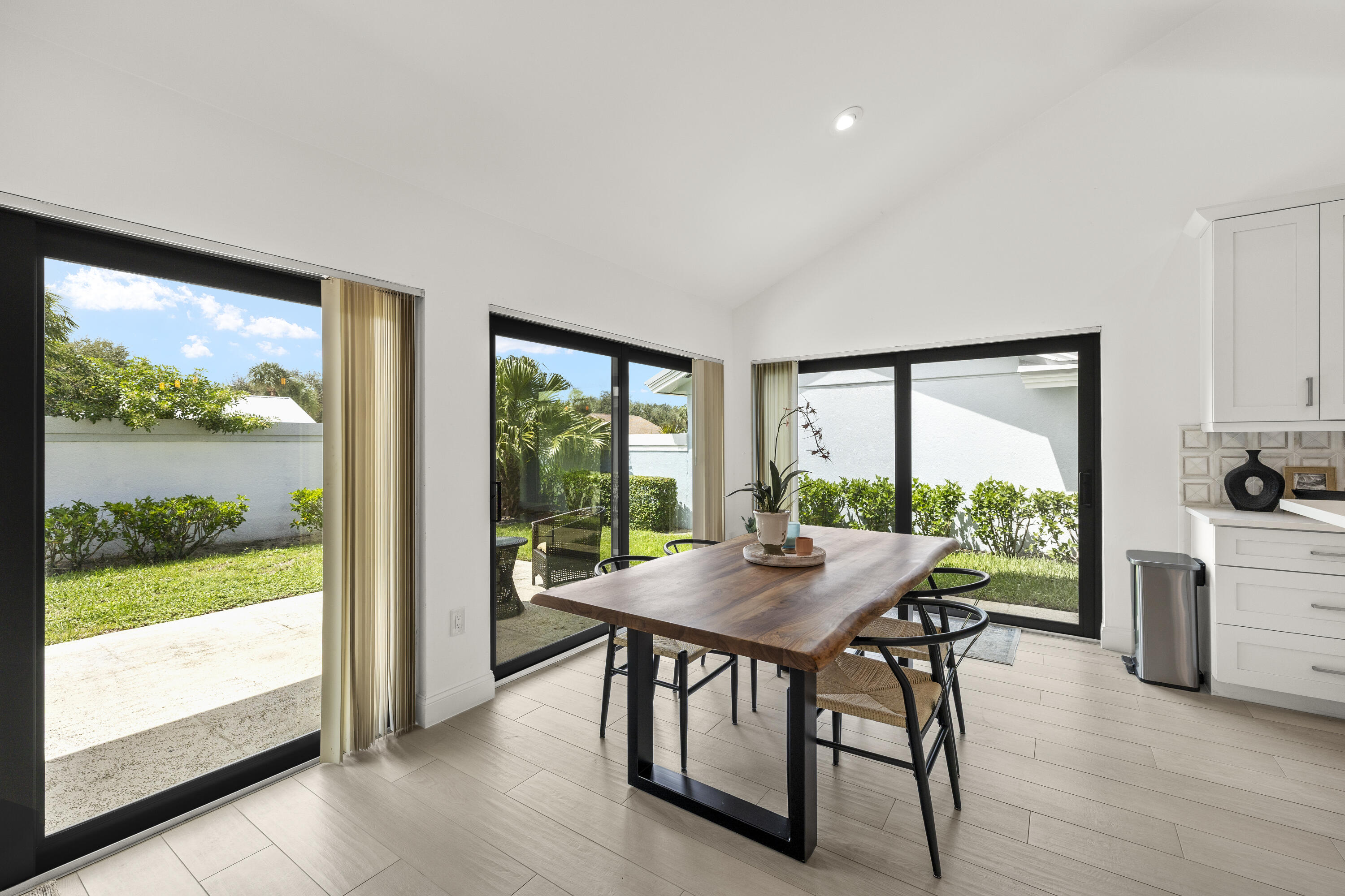 304 Ridge Road Jupiter, FL 33477 - Photo 16 of 48 PR3A2475