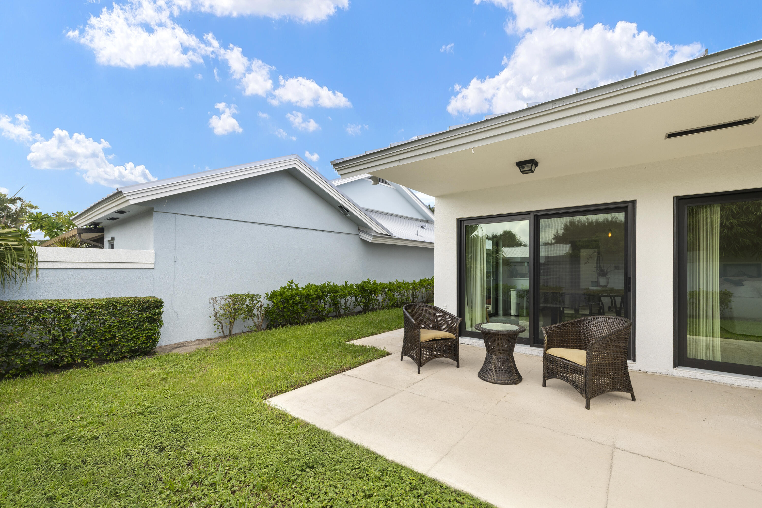 304 Ridge Road Jupiter, FL 33477 - Photo 42 of 48 PR3A2395_rt